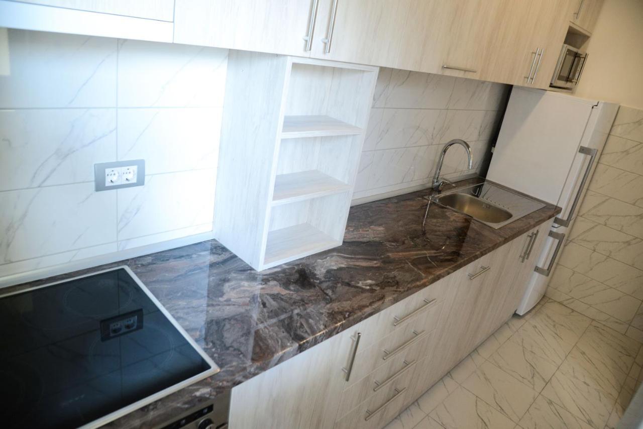 Crystal-Modern Apartment In The Center Of Novi Sad Exterior photo